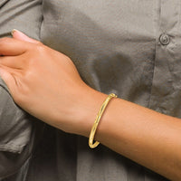 14k 3/16 Oversize Florentine Engraved Hinged Bangle Bracelet