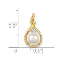 14k 7-8mm White Round Freshwater Cultured Pearl AAA Diamond Pendant